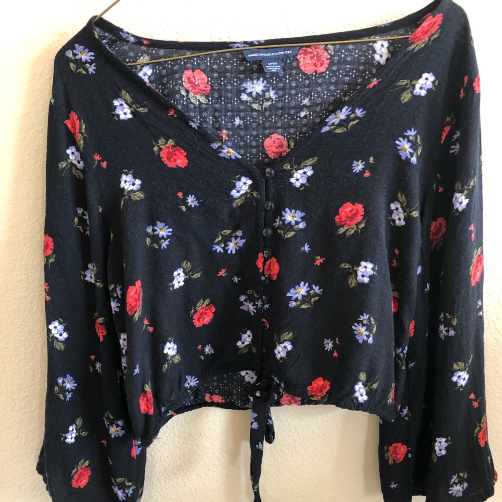 American Eagle black and flower pattern crop top
